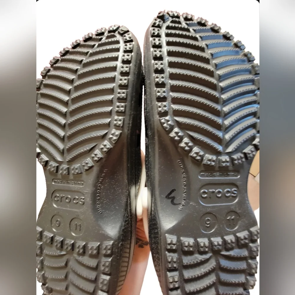 Off white Crocs - Picture 6 of 8